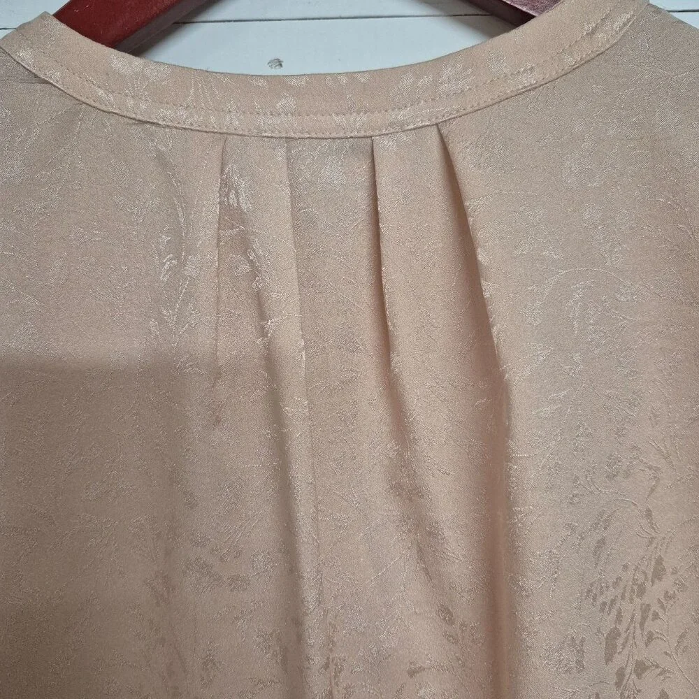 Calvin Klein Womens Blush Pink Floral Jacquard Flutter Sleeve Blouse Size PS - Picture 6 of 7